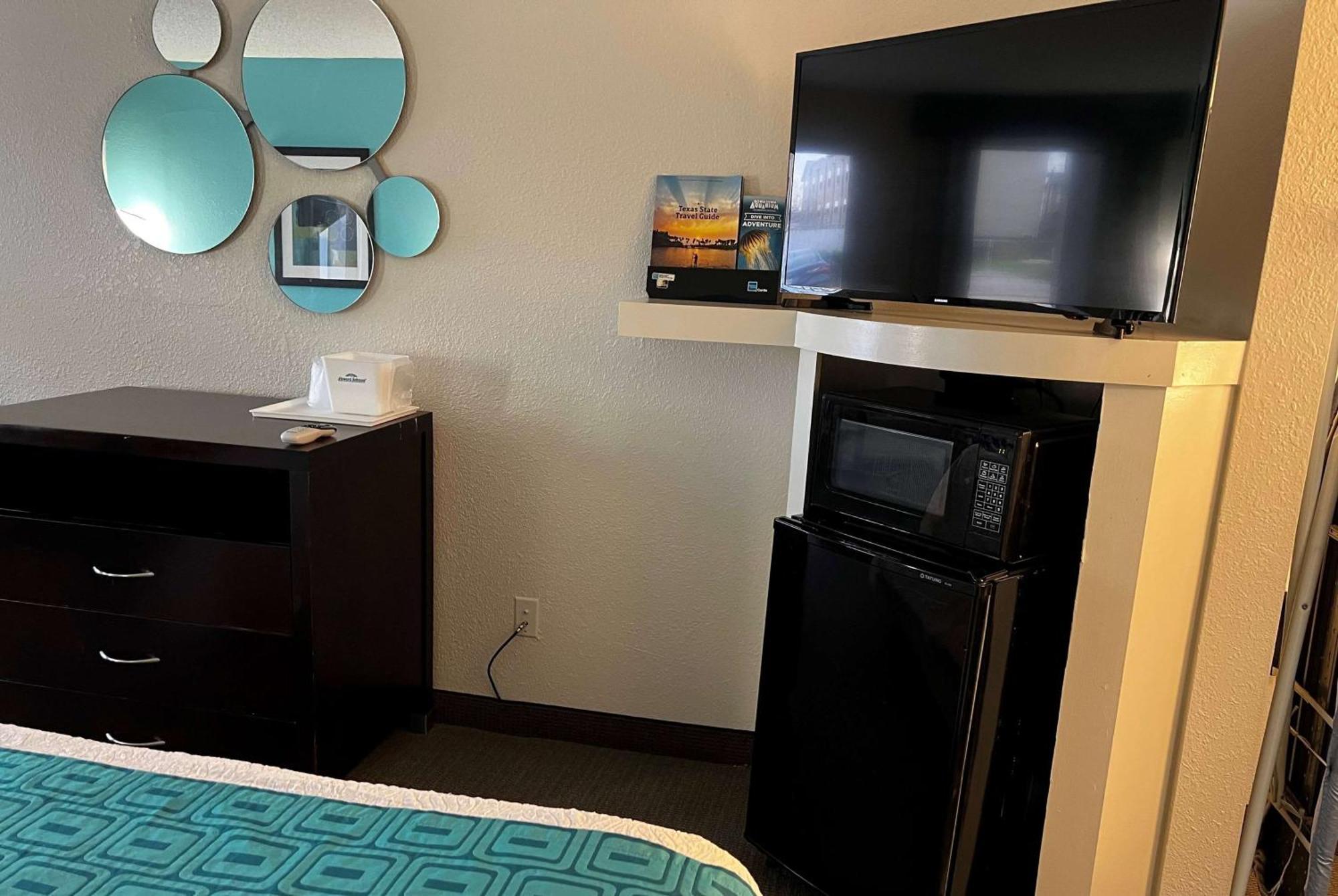 Hotel Howard Johnson By Wyndham Heights Downtown Houston