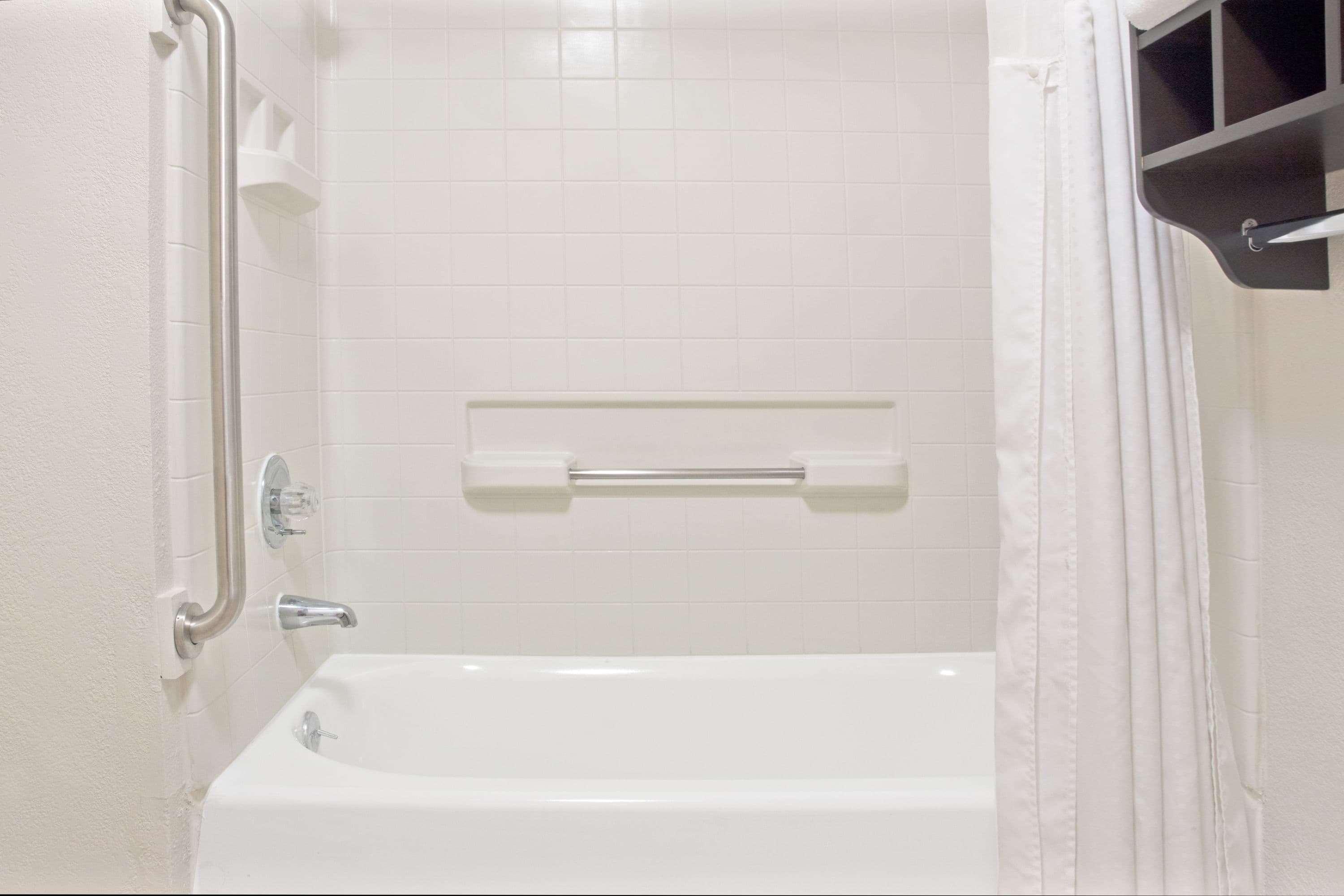 Howard Johnson By Wyndham Heights Downtown