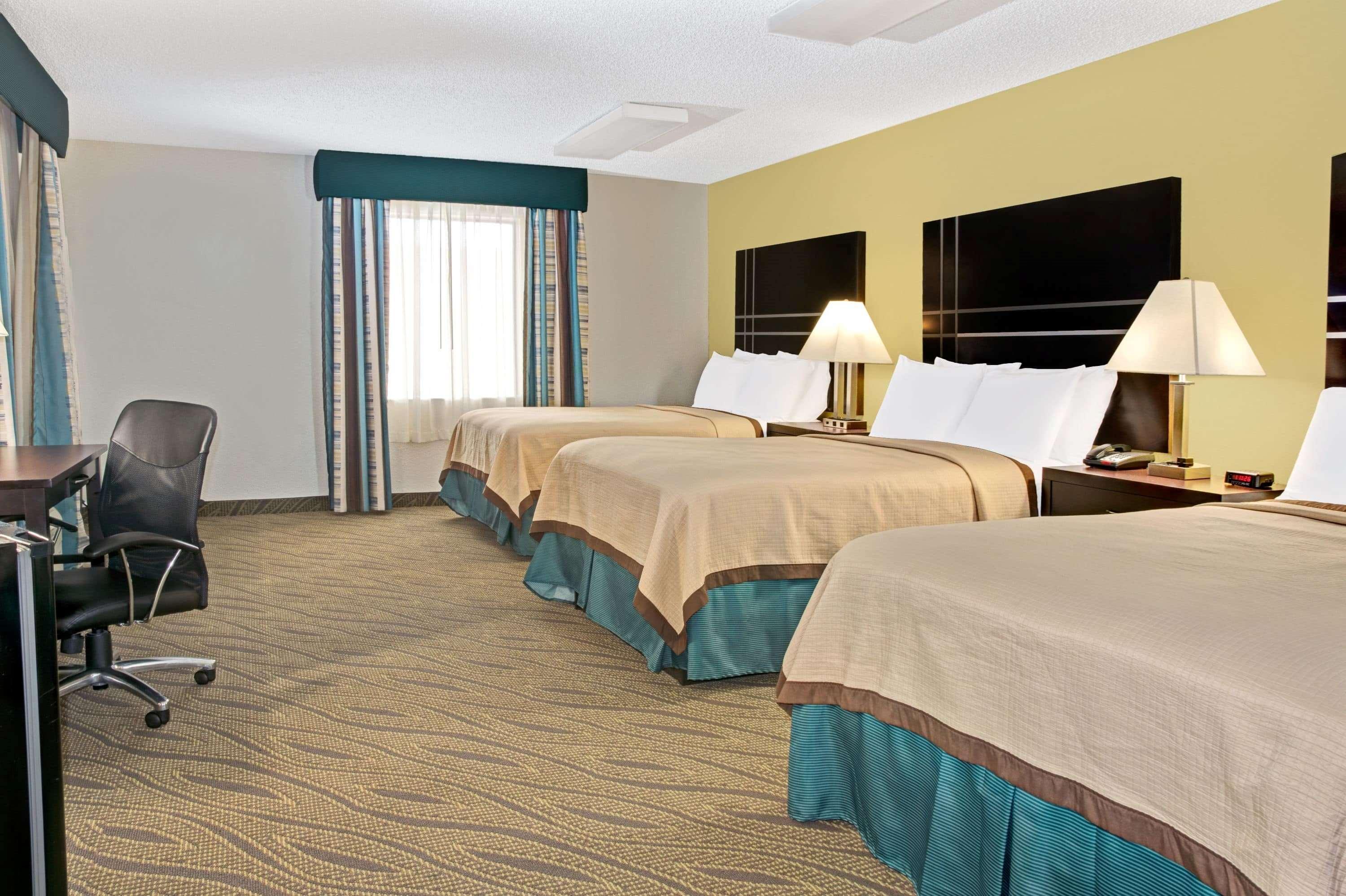 Howard Johnson By Wyndham Heights Downtown Hotel Houston